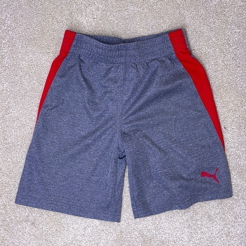 🟢 Puma Shorts Boy Size 5T